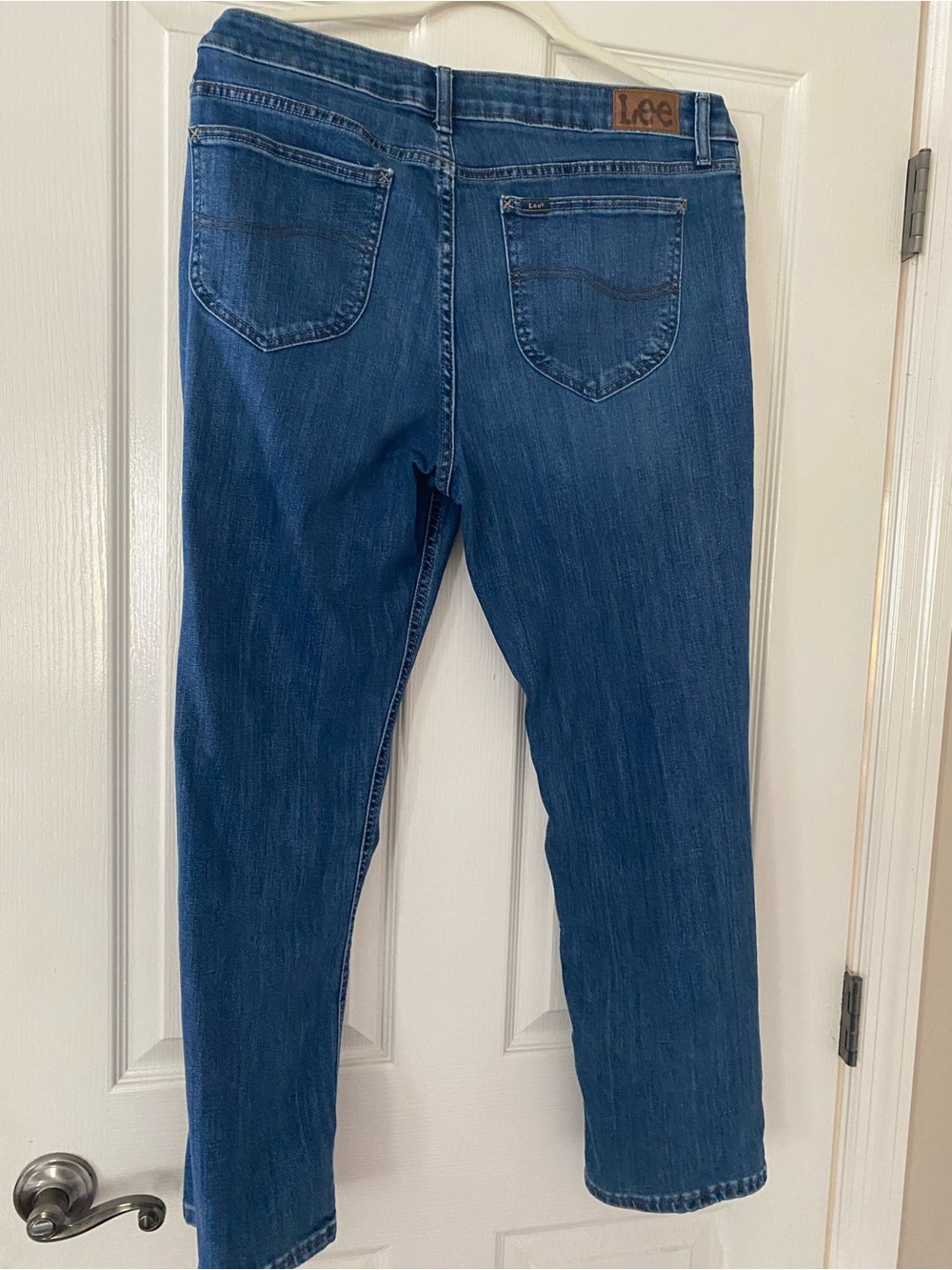 Lee Classic Straight-Leg Jeans in Medium Blue